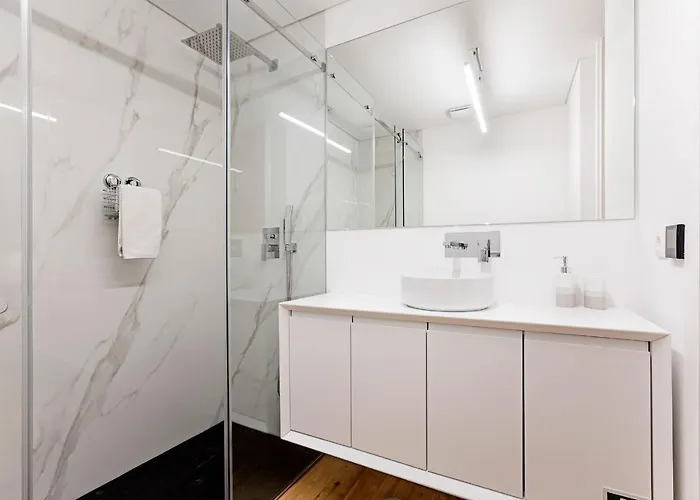 Duplex W Ac Near River Front By Lovelystay Appartamento Oporto