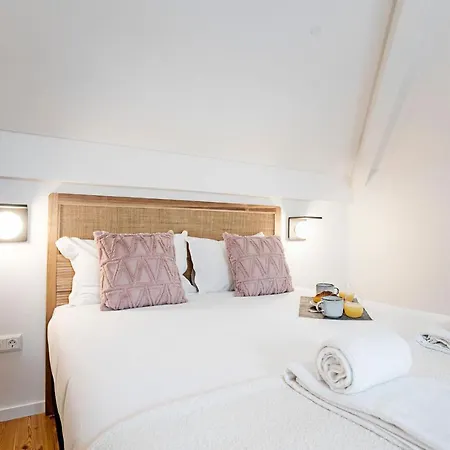 Apartment Studio Duplex W Ac Near River Front By Lovelystay Porto