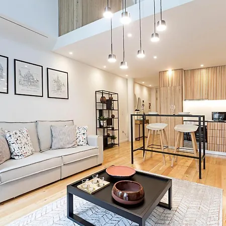 Duplex W Ac Near River Front By Lovelystay