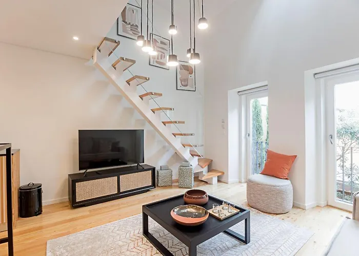 Apartment Duplex W Ac Near River Front By Lovelystay