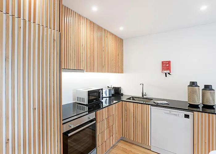 Duplex W Ac Near River Front By Lovelystay Apartment Porto