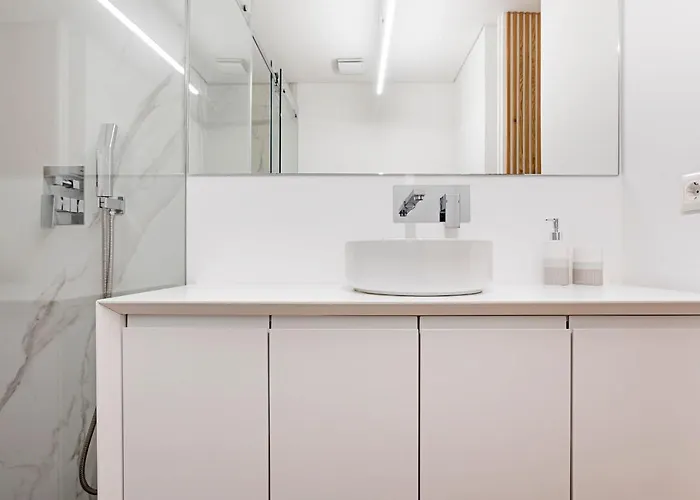 Duplex W Ac Near River Front By Lovelystay